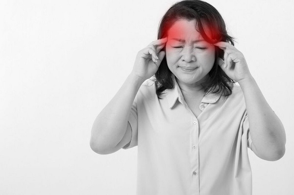 đau đầu chóng mặt buồn nôn mệt mỏi