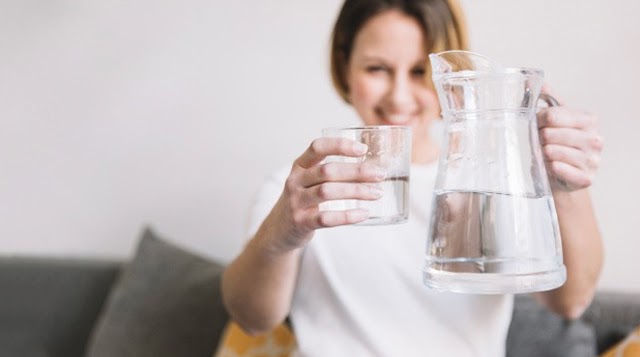 đau nhói bên hông trái sau lưng là dấu hiệu của bệnh gì