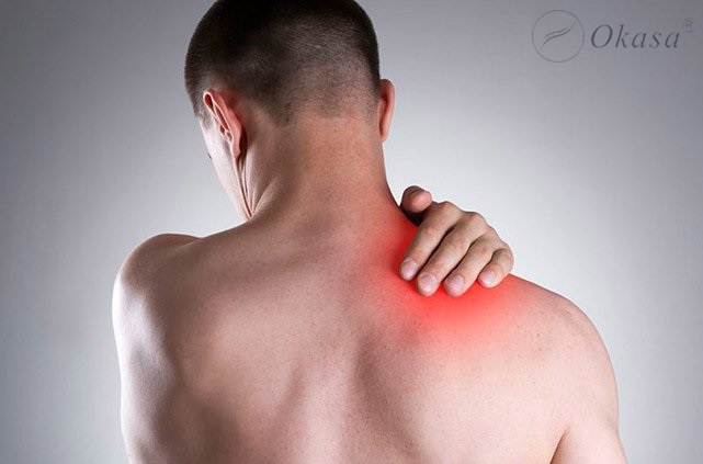 Bài massage kéo giãn điều trị chứng đau cứng vai