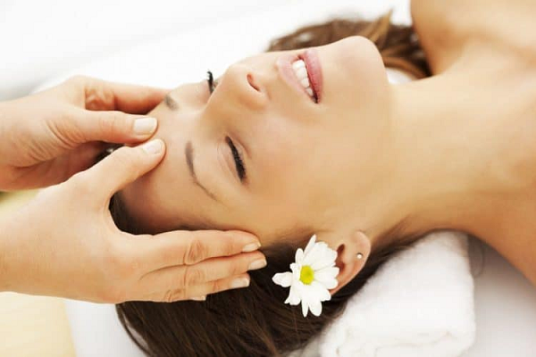 bài mát xa đầu bắt nguồn từ đâu