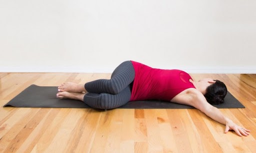 bài tập thể dục chữa thoái hóa đốt sống lưng đơn giản