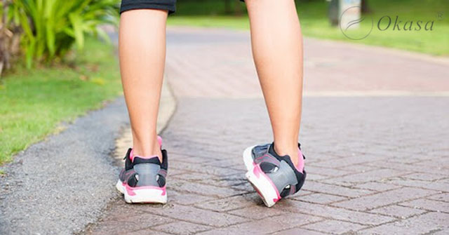 Cách massage bấm huyệt cho người bong gân