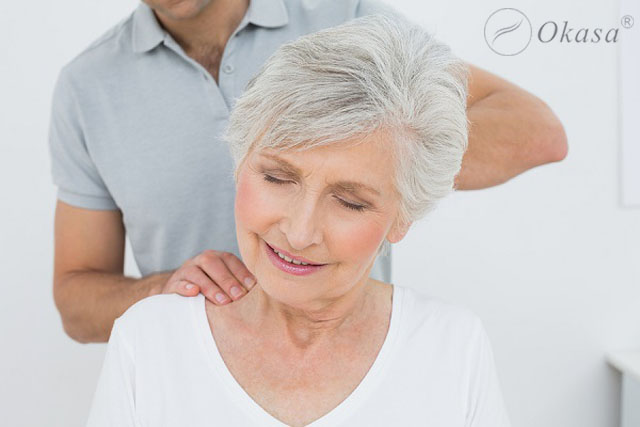 Cách massage bấm huyệt cho người cao tuổi