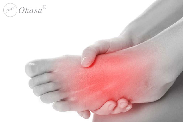 Cách massage bấm huyệt giảm đau chân