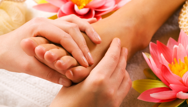 chân bị sưng nhưng không đau