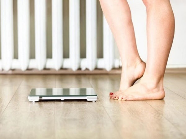 đau bụng dưới âm ỉ kèm đau lưng khi mang thai