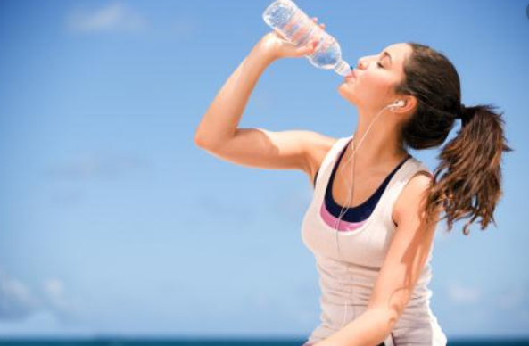 Điều trị đau nhức khớp tay chân không dùng thuốc tại nhà