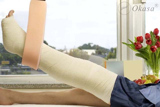 Điều trị gãy cổ xương đùi ở người cao tuổi