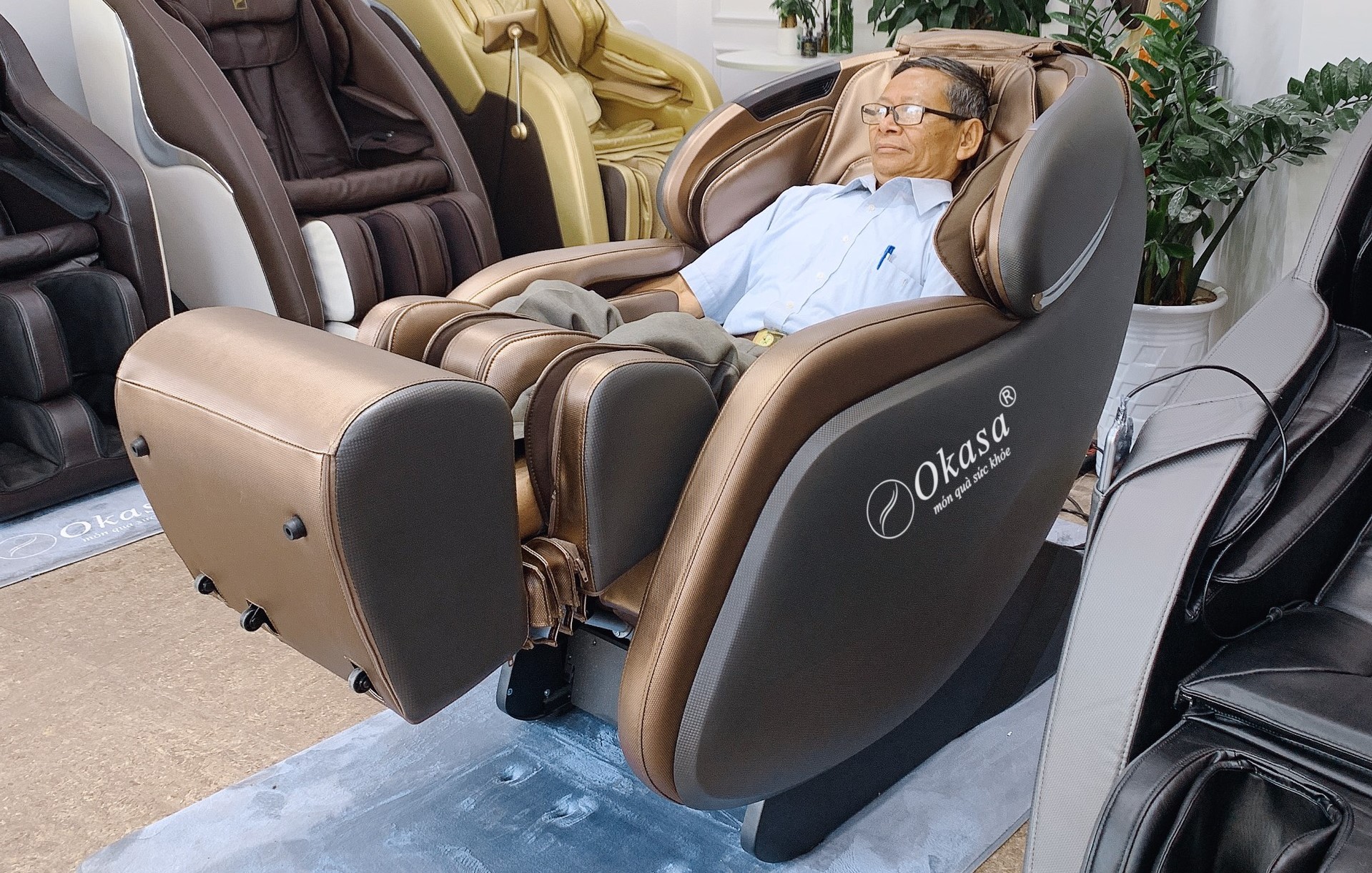 Ghế massage món quà giáng sinh ý nghĩa cho ông bà - bố mẹ