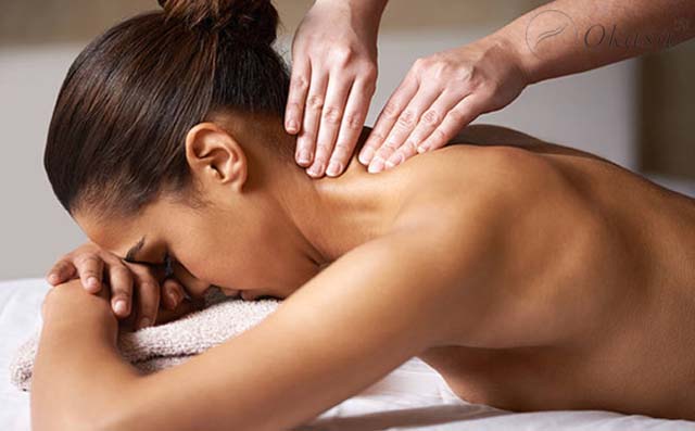 Hiện tượng cứng cổ không quay được đầu?