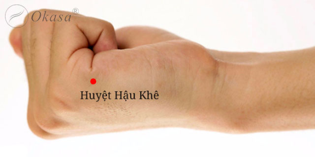 Massage bấm huyệt giúp giảm nhanh đau mỏi lưng eo