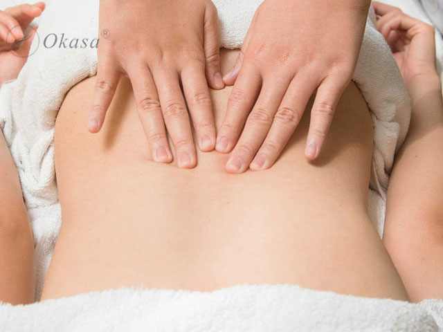 Massage bấm huyệt hỗ trợ điều trị rối loạn tiêu hoá
