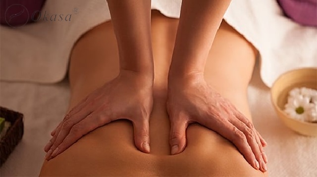 Massage lưng giúp giảm mệt mỏi