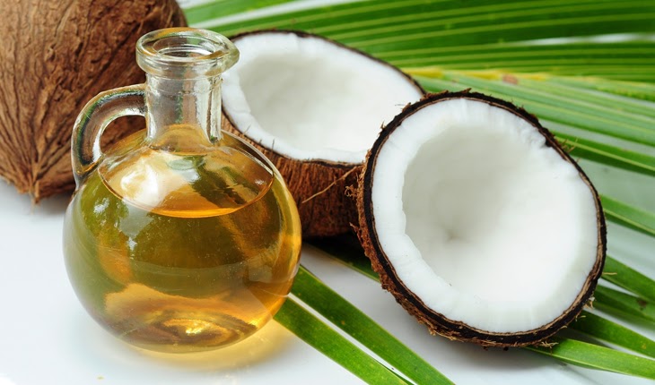 mát xa da mặt bằng dầu dừa