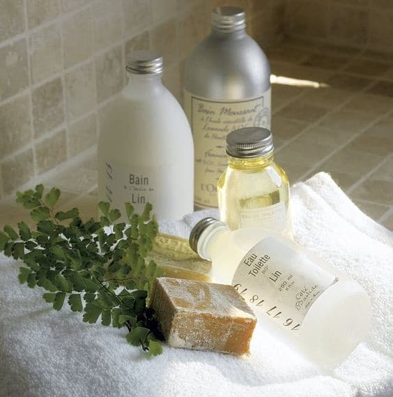 mát xa mặt tại spa 2020