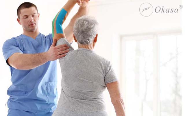 Phục hồi chức năng cho người viêm quanh khớp vai