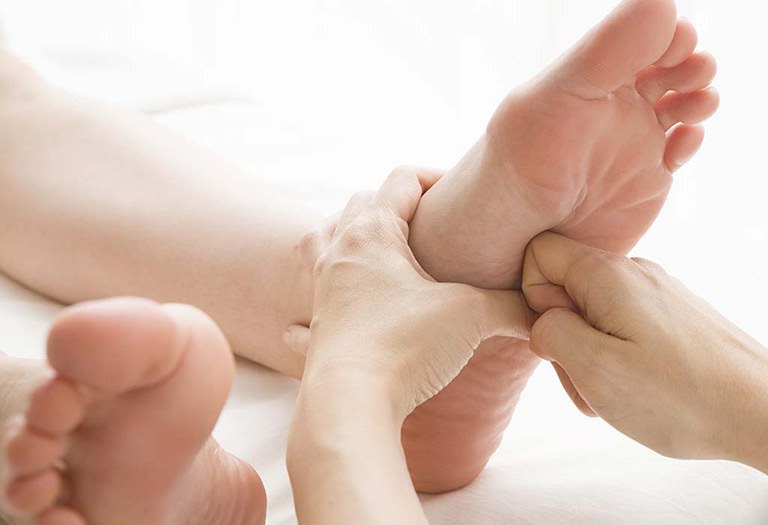 Phương pháp bấm huyệt bàn chân trị bách bệnh