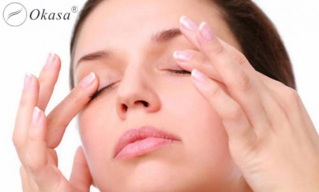 Massage và cách chống khô mắt