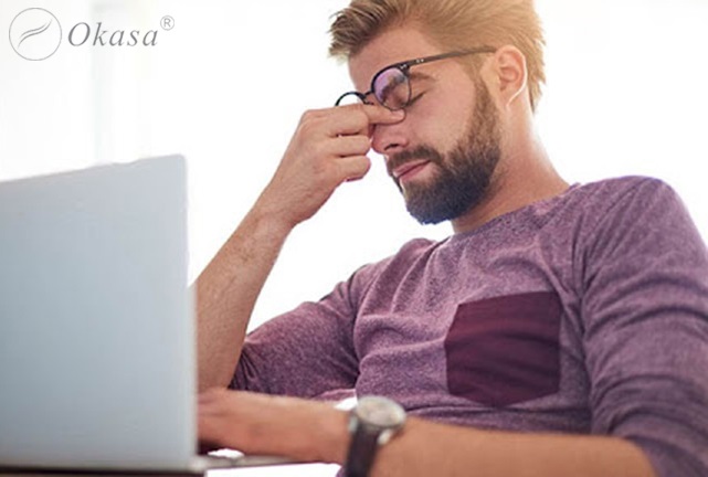 Tình trạng căng thẳng gây đau đầu và mệt mỏi