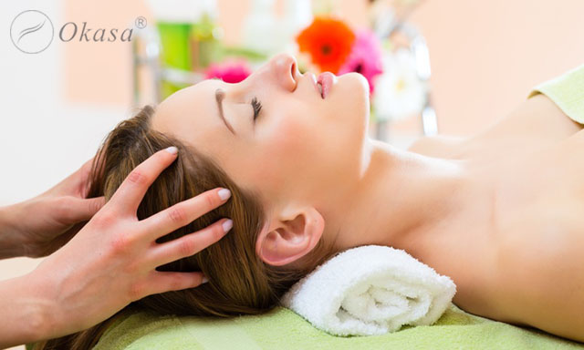 Trị đau đầu bằng xoa bóp bấm huyệt