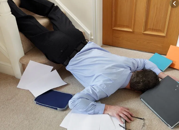 triệu chứng đứt dây chằng đầu gối có nguy hiểm không