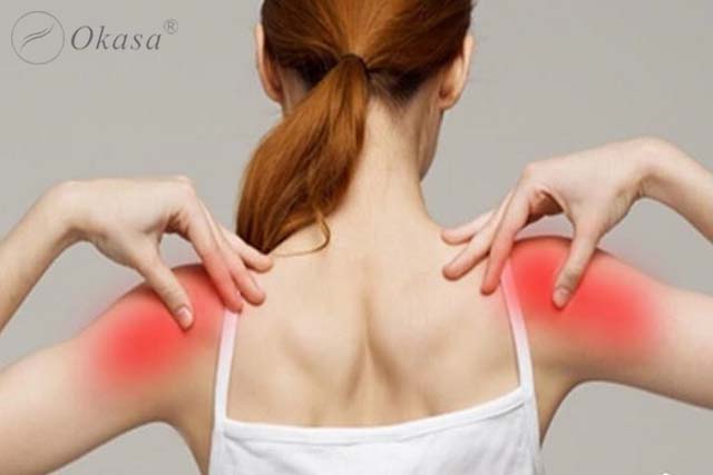 Triệu chứng và biến chứng của trật khớp vai