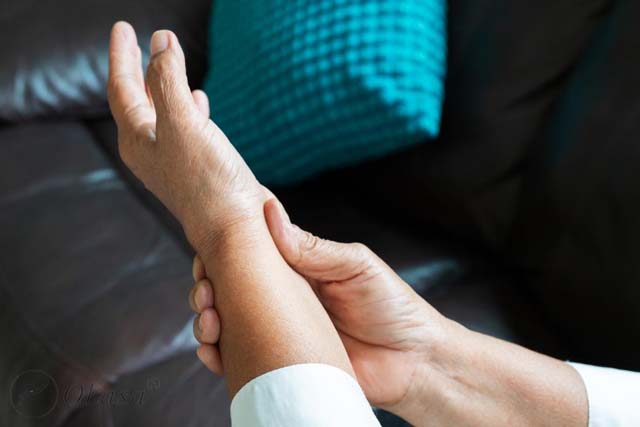 Viêm khớp ngón tay cái là gì?