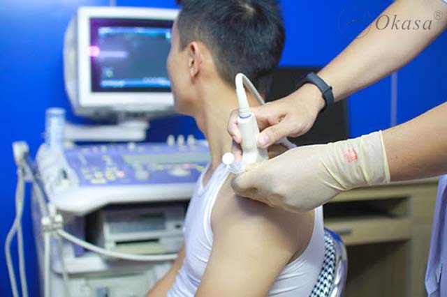 Viêm quanh khớp vai: Nguyên nhân và phương pháp điều trị
